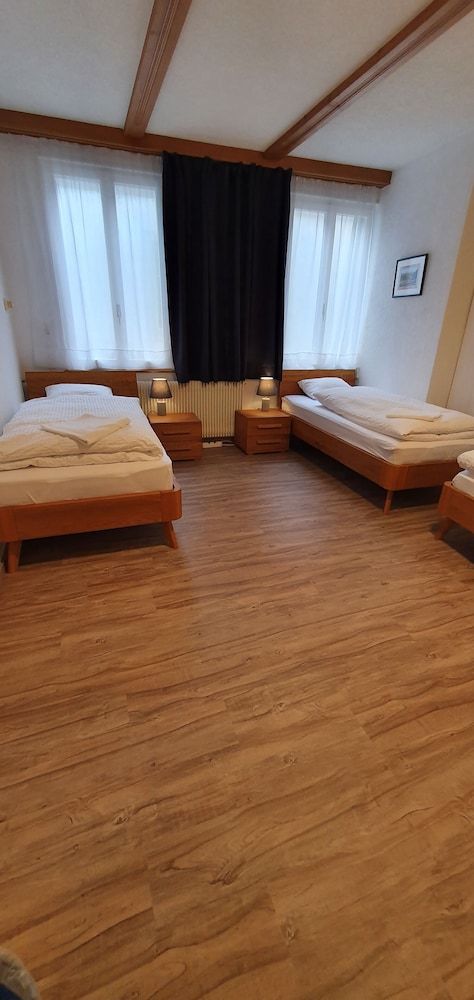 The Aarburg Hotel & Café Family Double Room, 2 Bedrooms, Non Smoking, Mountain View 3
