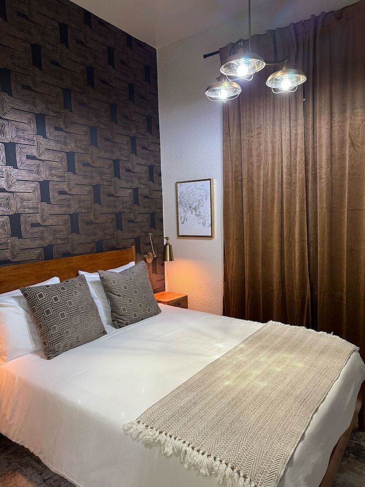 The Block Hotel Bisbee Basic Room, 1 Queen Bed 2