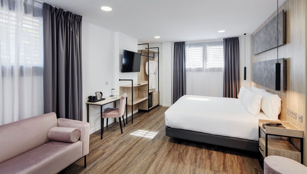 Sercotel Cordoba Delicias Superior Room 3