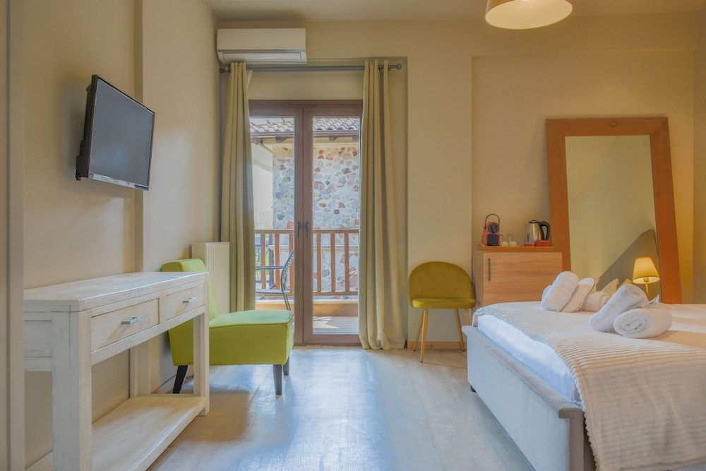 Guesthouse Monastiri Superior Double Room (Meteora view) 17