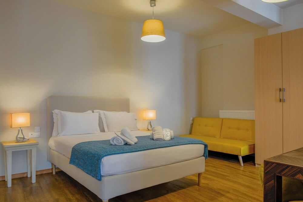 Guesthouse Monastiri Deluxe Suite (Ground floor Street view) 4