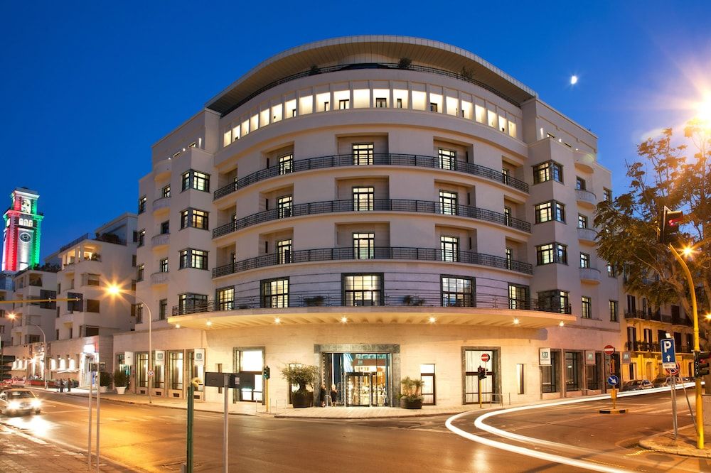 undefined JR Hotels Bari Grande Albergo delle Nazioni 2