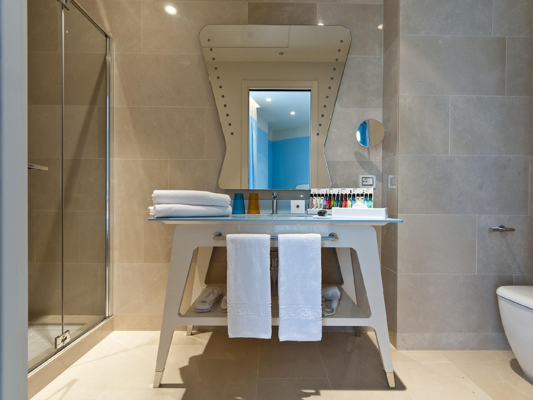 undefined JR Hotels Bari Grande Albergo delle Nazioni 5