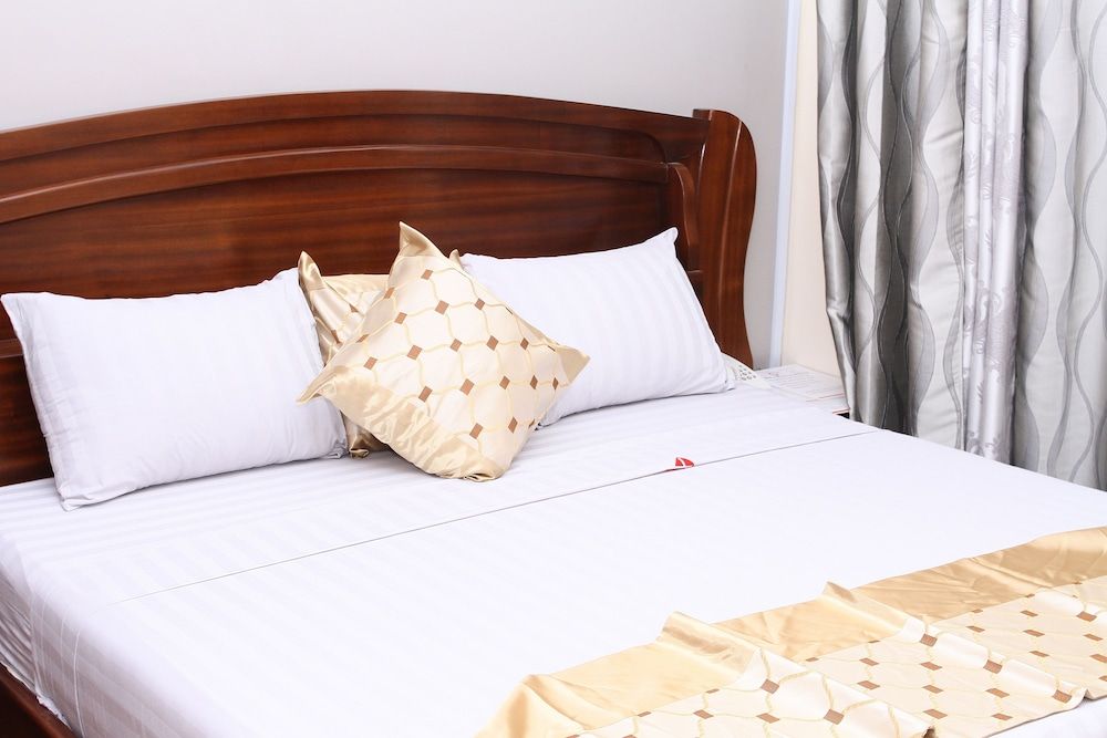 Plus 33 Hotel Standard Room, Non Smoking 4