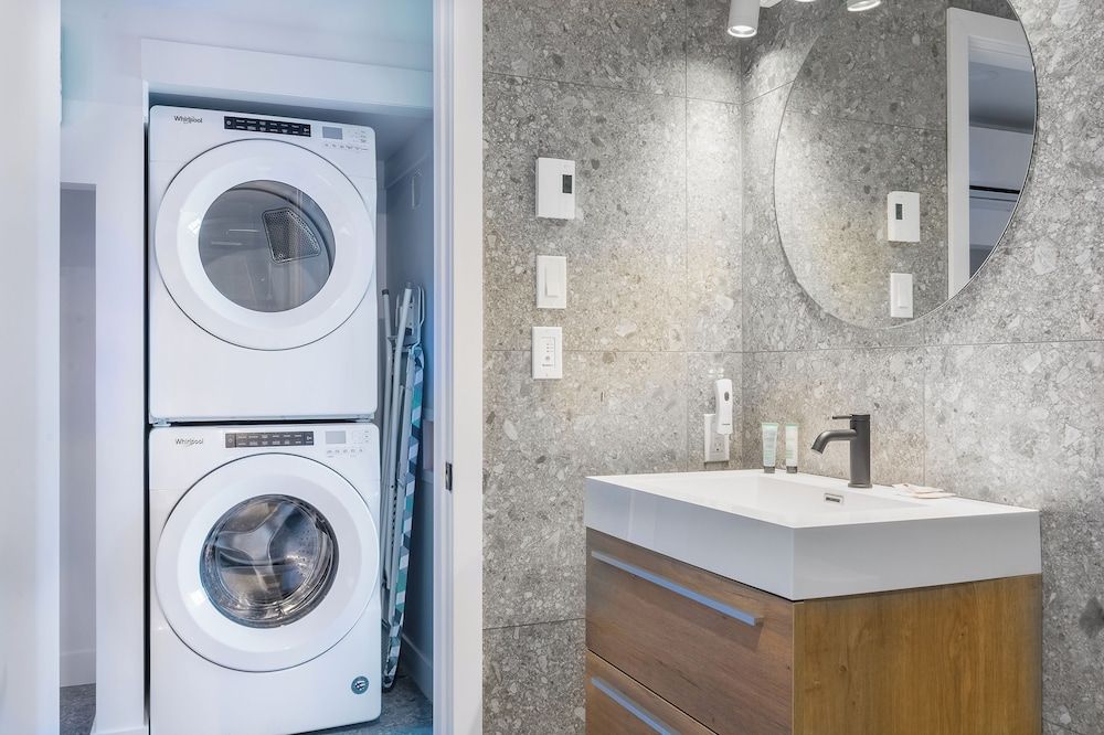 Les Lofts St-Paul -  By Les Lofts Vieux-Quebec Apartment, 1 Bedroom (P401)