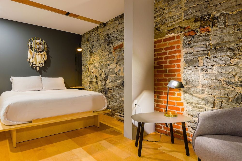 Les Lofts St-Paul -  By Les Lofts Vieux-Quebec Luxury Apartment, 1 Bedroom (P103) 2