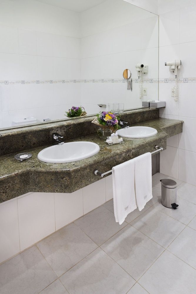 Hotel Westfalenhaus Comfort Twin Room, 2 Twin Beds, Garden View 3