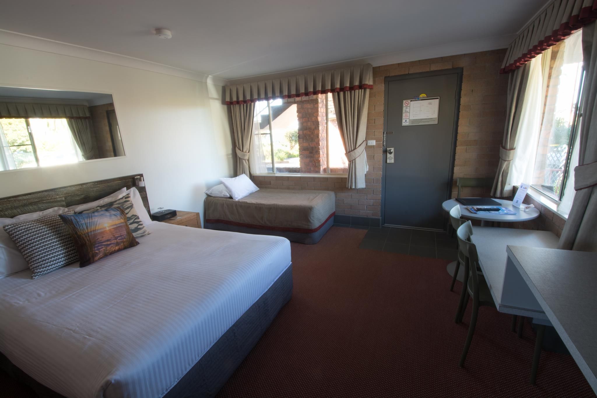 Anchor Bay Motel Suite