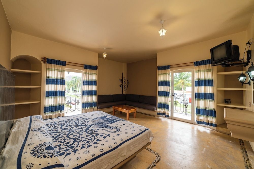 Hotel OM Huatulco Superior Room, 1 King Bed 5