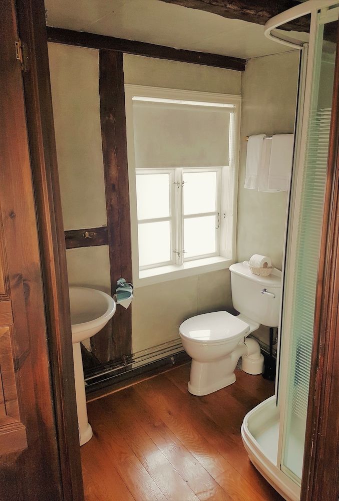 Hotel Tindastóll and Annex Standard Double or Twin Room 7