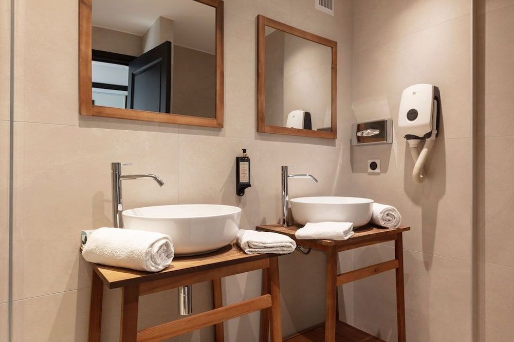 Hôtel l'Arena Deluxe Quadruple Room (sans ascenseur) 5