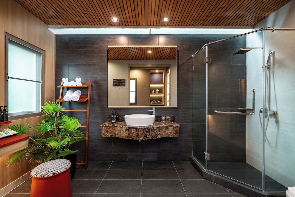 Mandarava Resort and Spa Karon Beach Panoramic Deluxe Room 5