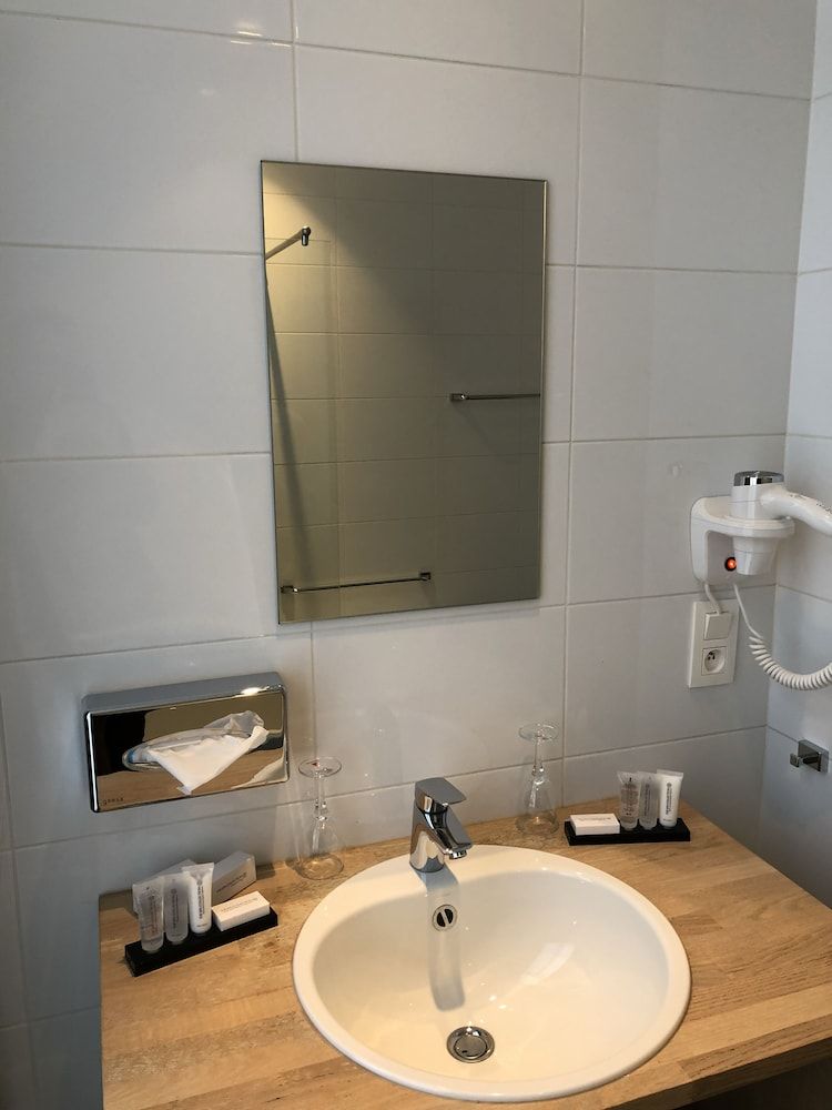 Hotel De Franse Kroon Standard Single Room 3