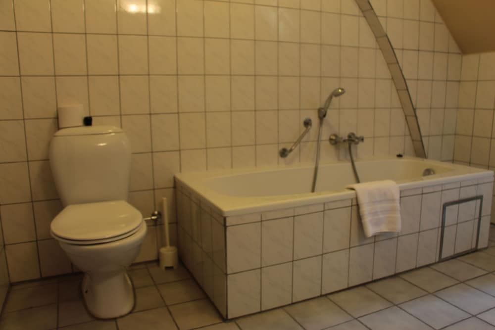 Hotel De Franse Kroon Economy Single Room 4