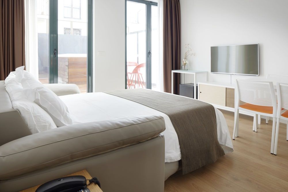 Single Room, Terrace (Interior)