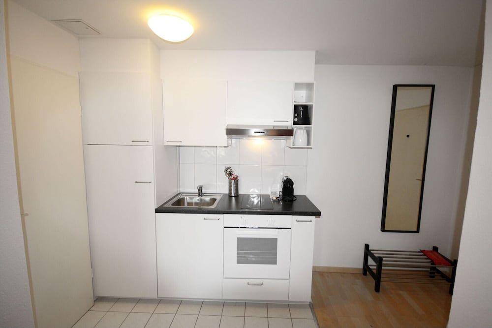 undefined Hitrental Stauffacher Apartments 4