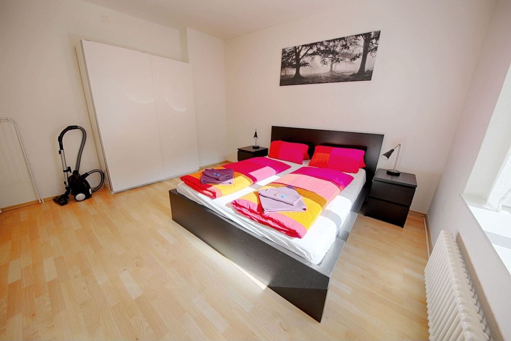 undefined Hitrental Stauffacher Apartments 5