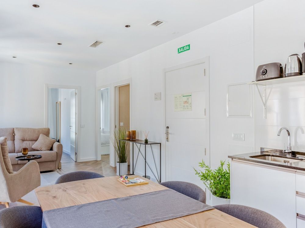 Limehome Málaga Calle Ancha del Carmen Apartment, 2 Bedrooms 5