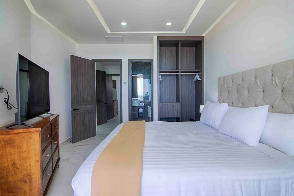 Family Apartment, 3 Bedrooms, Sea View
