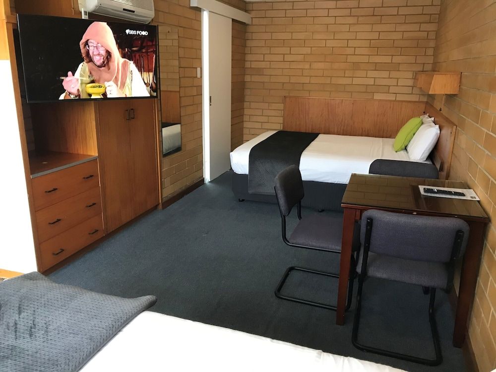 Economy Twin Room