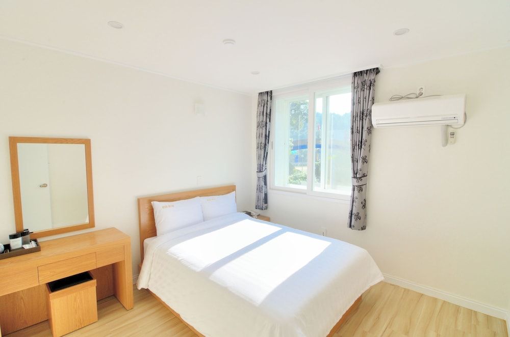 Star House Standard Double Room 4