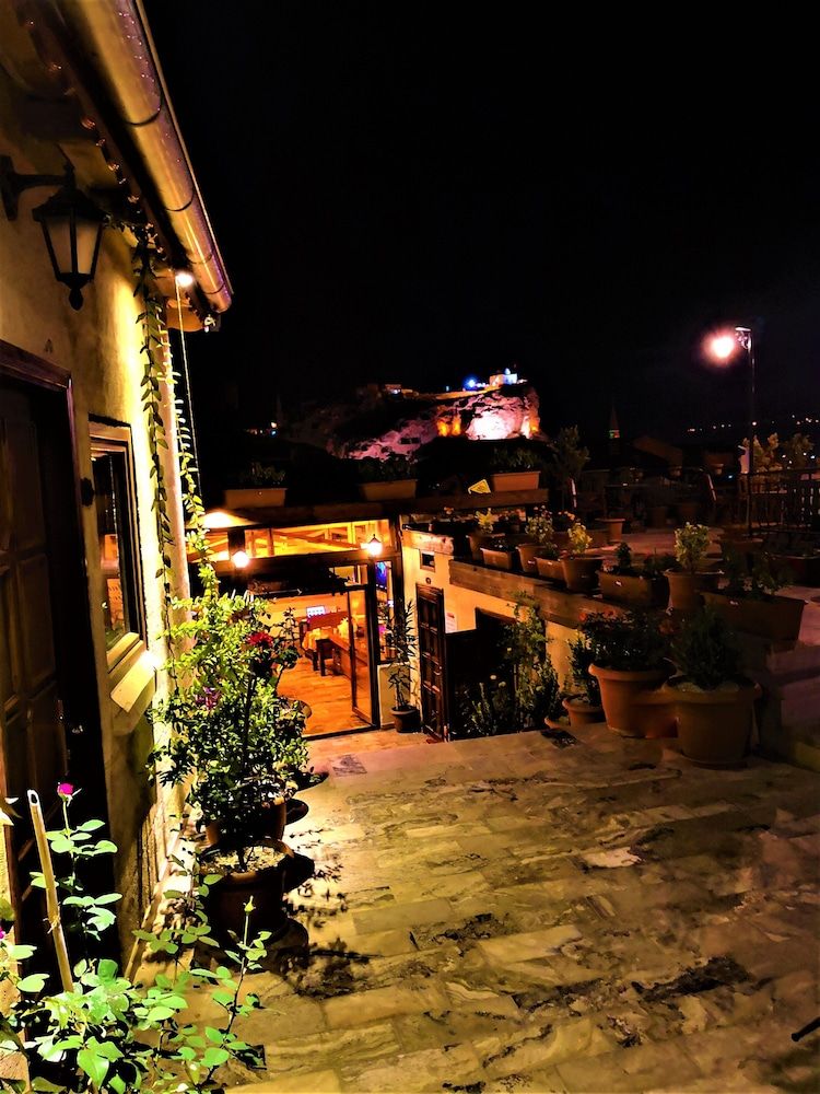 undefined Larissa Cave Hotel 9