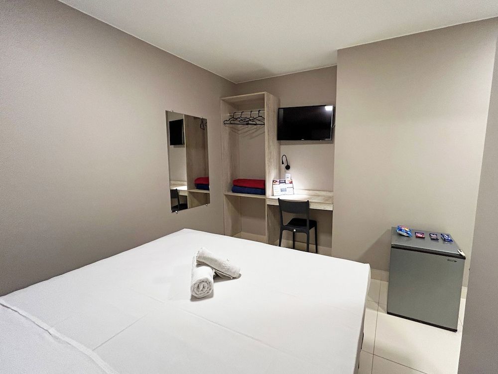 Riviera Hotel by Bsb Inn Traditional Twin Room 3