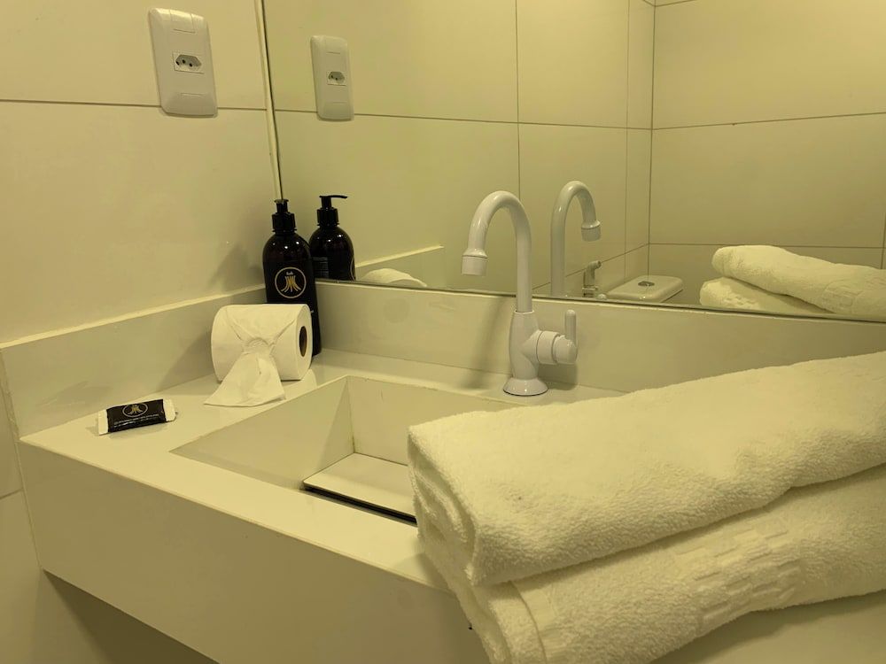 Riviera Hotel by Bsb Inn Traditional Twin Room 9