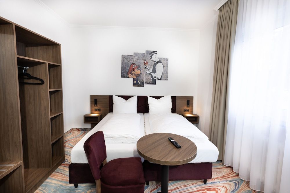 Firzlaffs Hotel Neumünster Standard Double or Twin Room 5