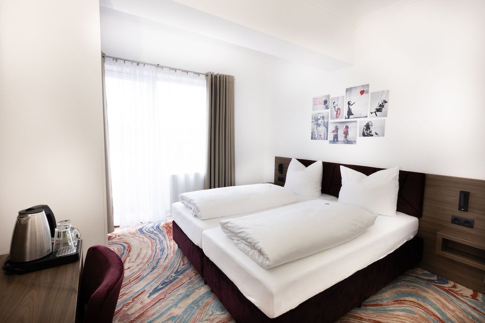 Firzlaffs Hotel Neumünster Standard Double or Twin Room 7