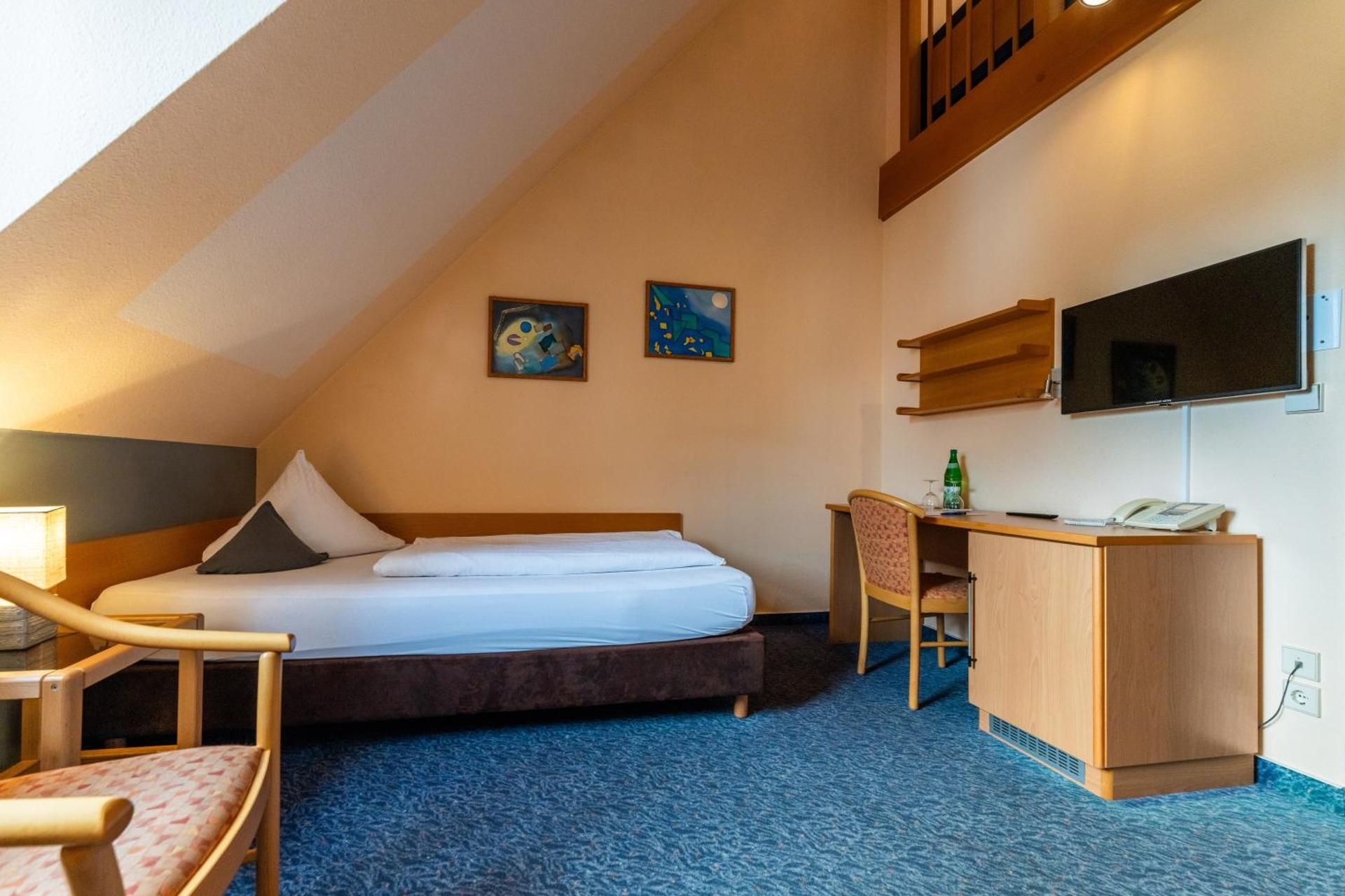 Economy Single Room