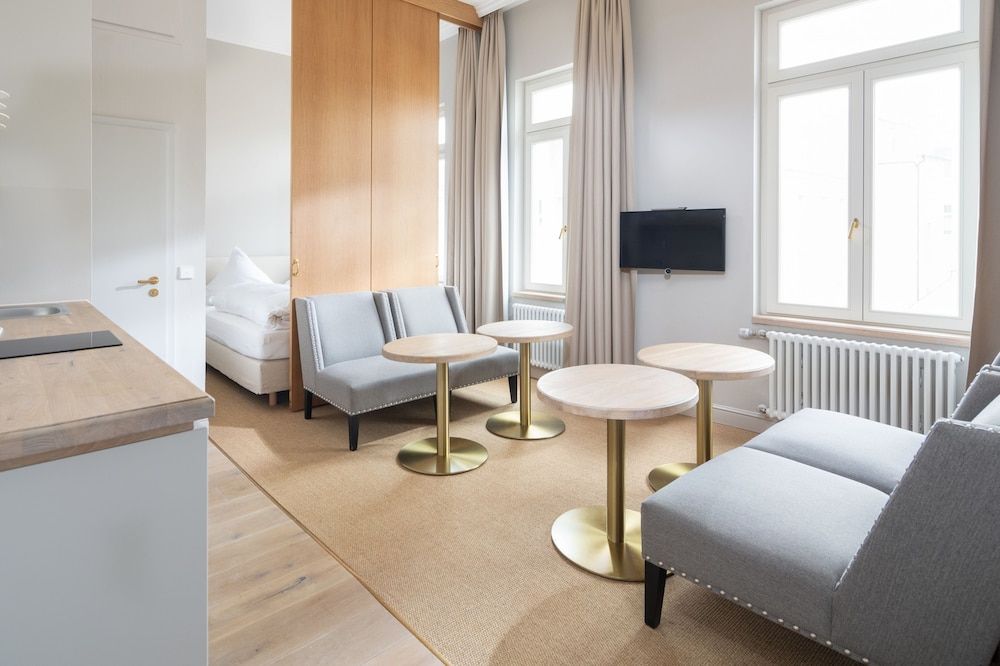 Logierhaus Rosa-Lena Family Apartment