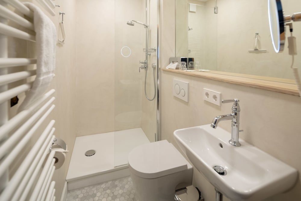 Logierhaus Rosa-Lena Family Apartment 6