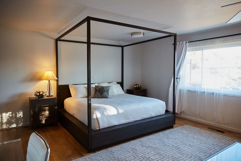House, 3 Bedrooms, Mountain View