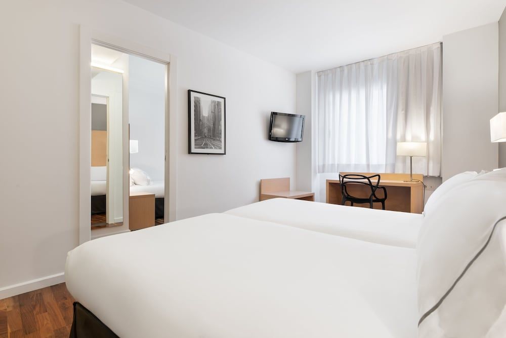 Eurostars Marques de Vallejo Standard Twin Room (Extra Bed) 3