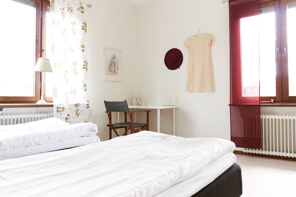 Pensionat Augustin Twin Room, Shared Bathroom