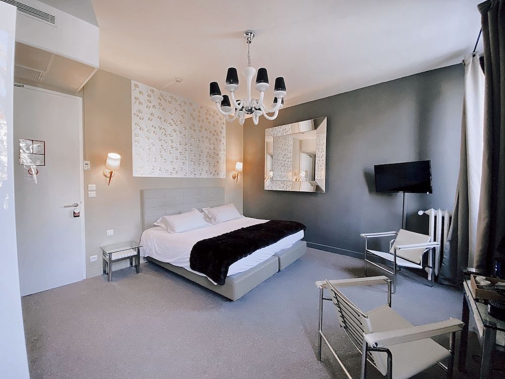 Royal Hotel Superior Double Room