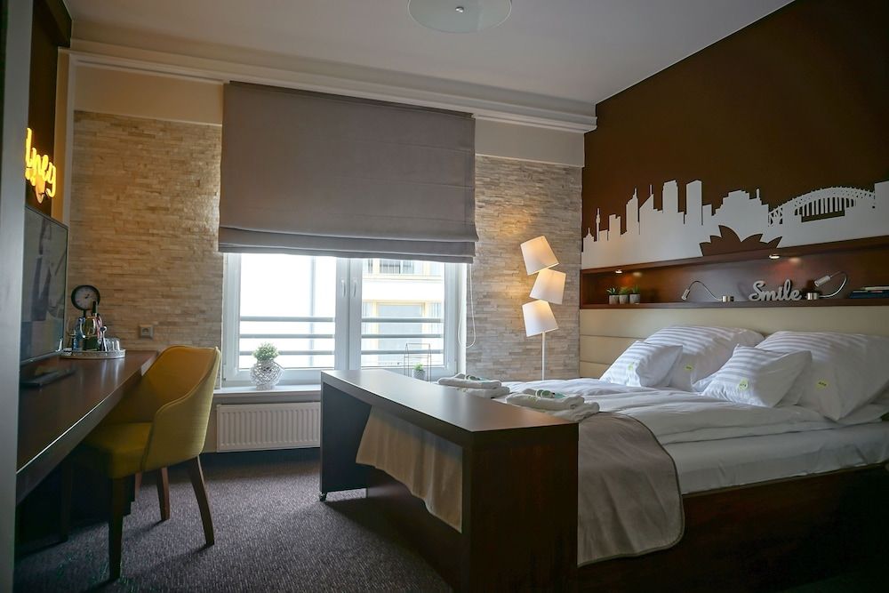 Superior Apartment (Sydney)