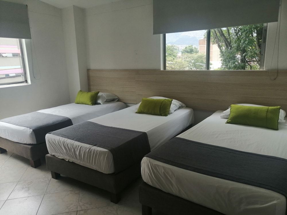 Economy Triple Room