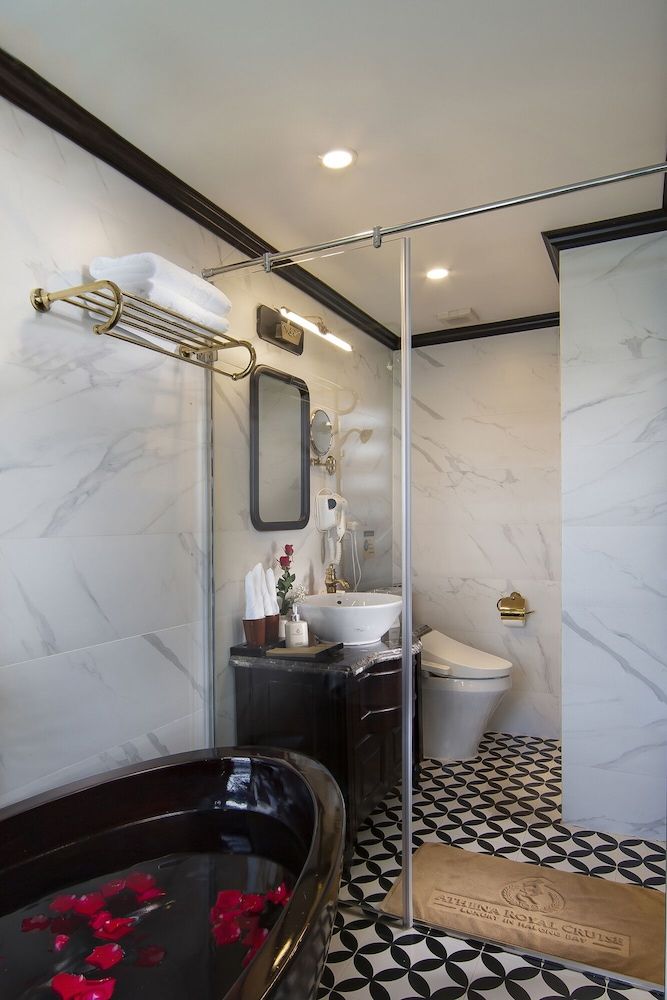 undefined Athena Royal Cruise 9