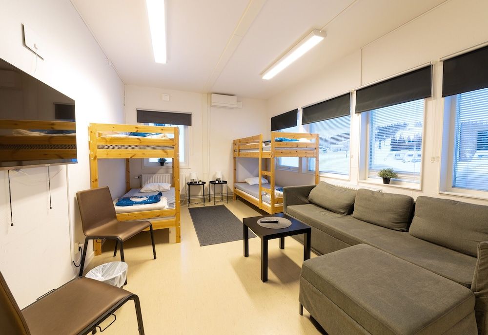 Family Room (Pet Friendly)