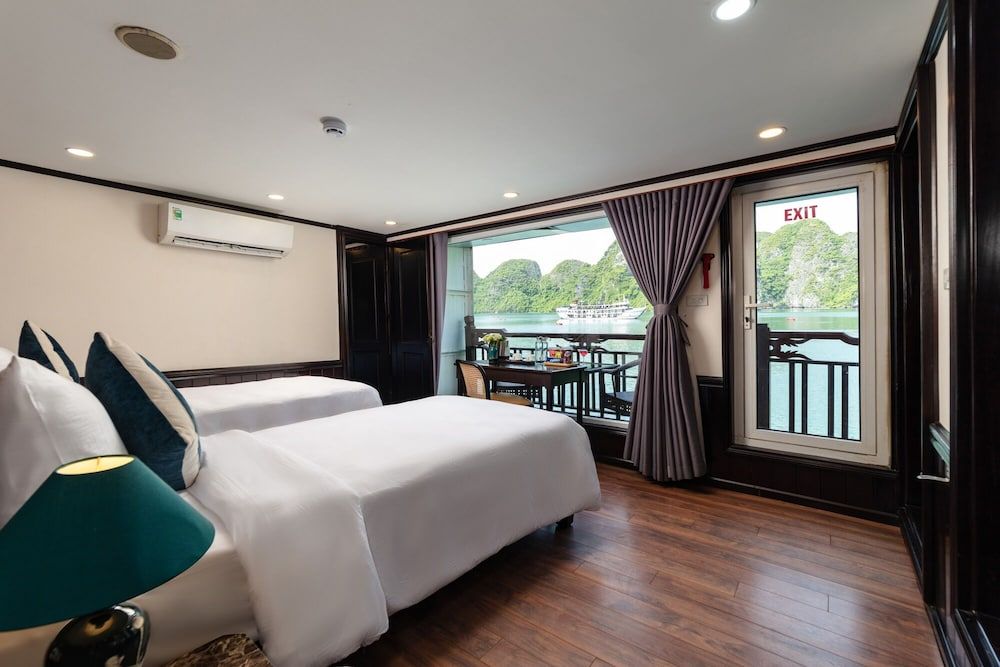 undefined Santa Maria Cruises Halong Bay 2