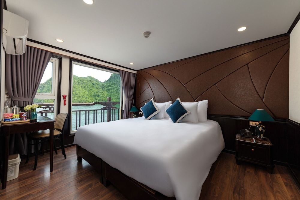 undefined Santa Maria Cruises Halong Bay 3
