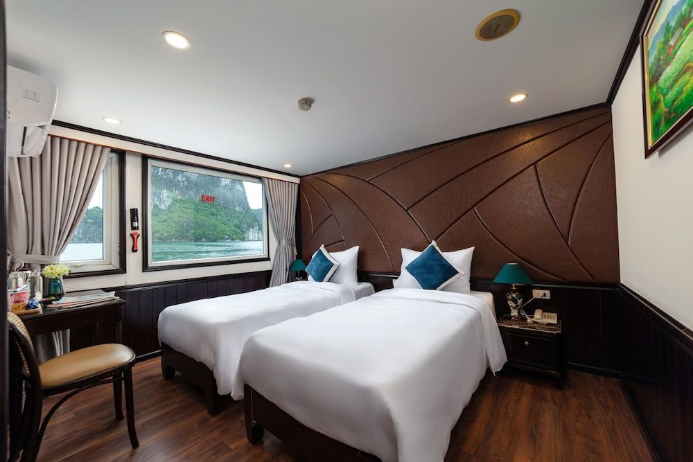 undefined Santa Maria Cruises Halong Bay 10