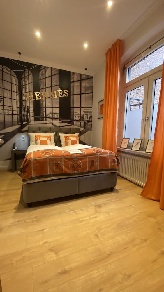 undefined Hotel Am Volksgarten 2