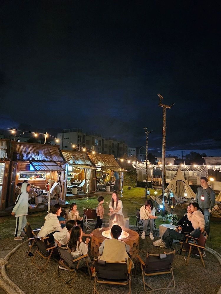 Children's play area - outdoor