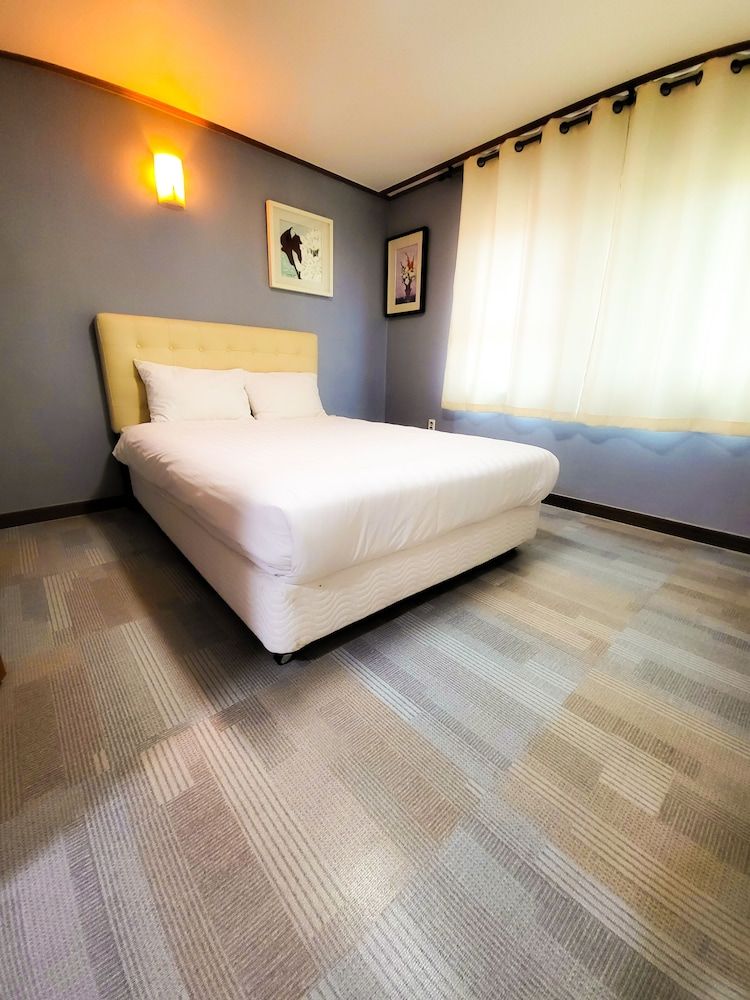 undefined EQ Stay Hotel 6