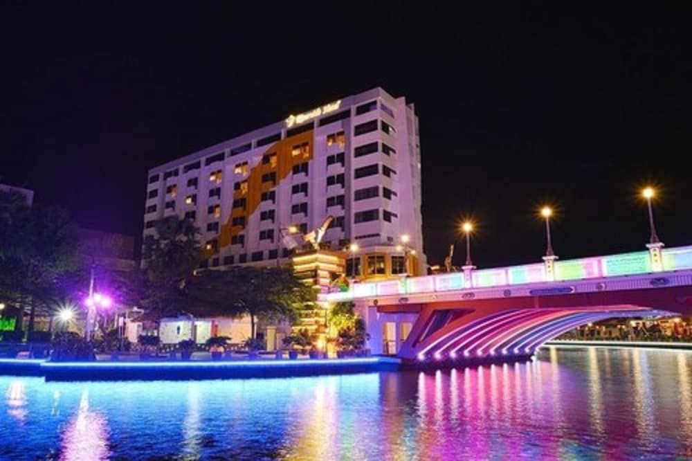 undefined TF Riverside Hotel 7