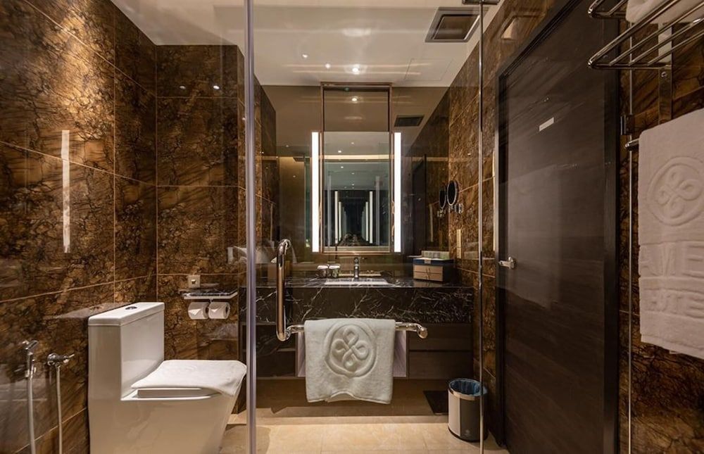 undefined Ames Hotel 10