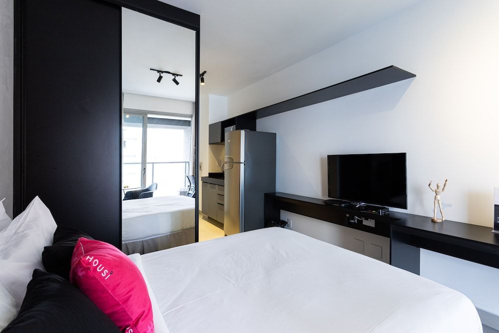 undefined Housi Perdizes by Charlie 4